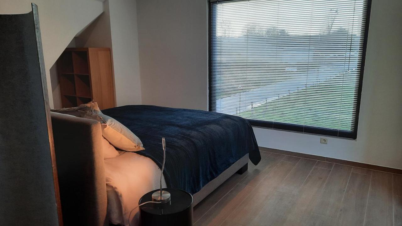 The Kettle House - Manor Villa Sint-Pieters-Leeuw Bagian luar foto